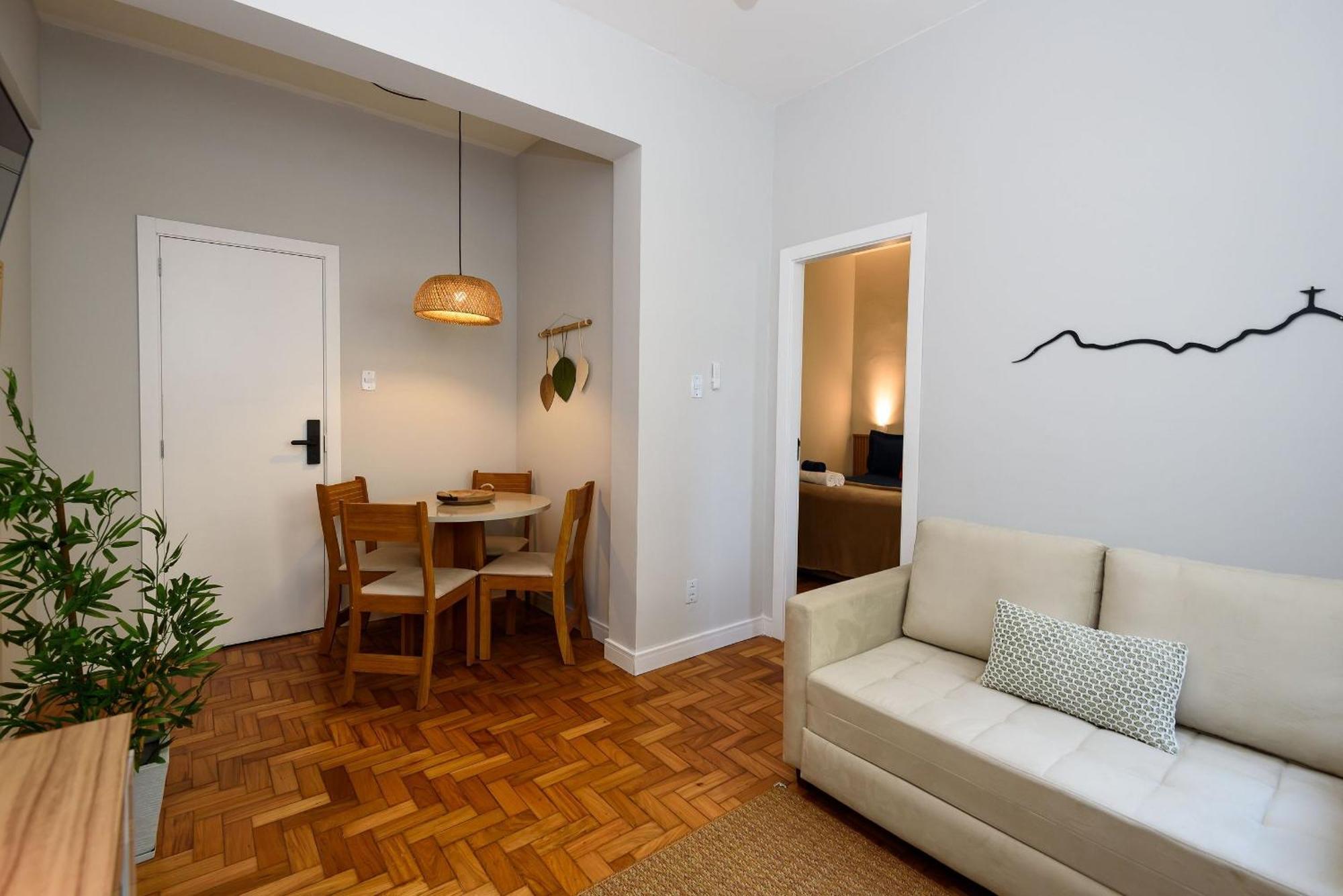 1qto A 2 Min Da De Copacabana | Nsc 371/1011 Apartamento Rio de Janeiro